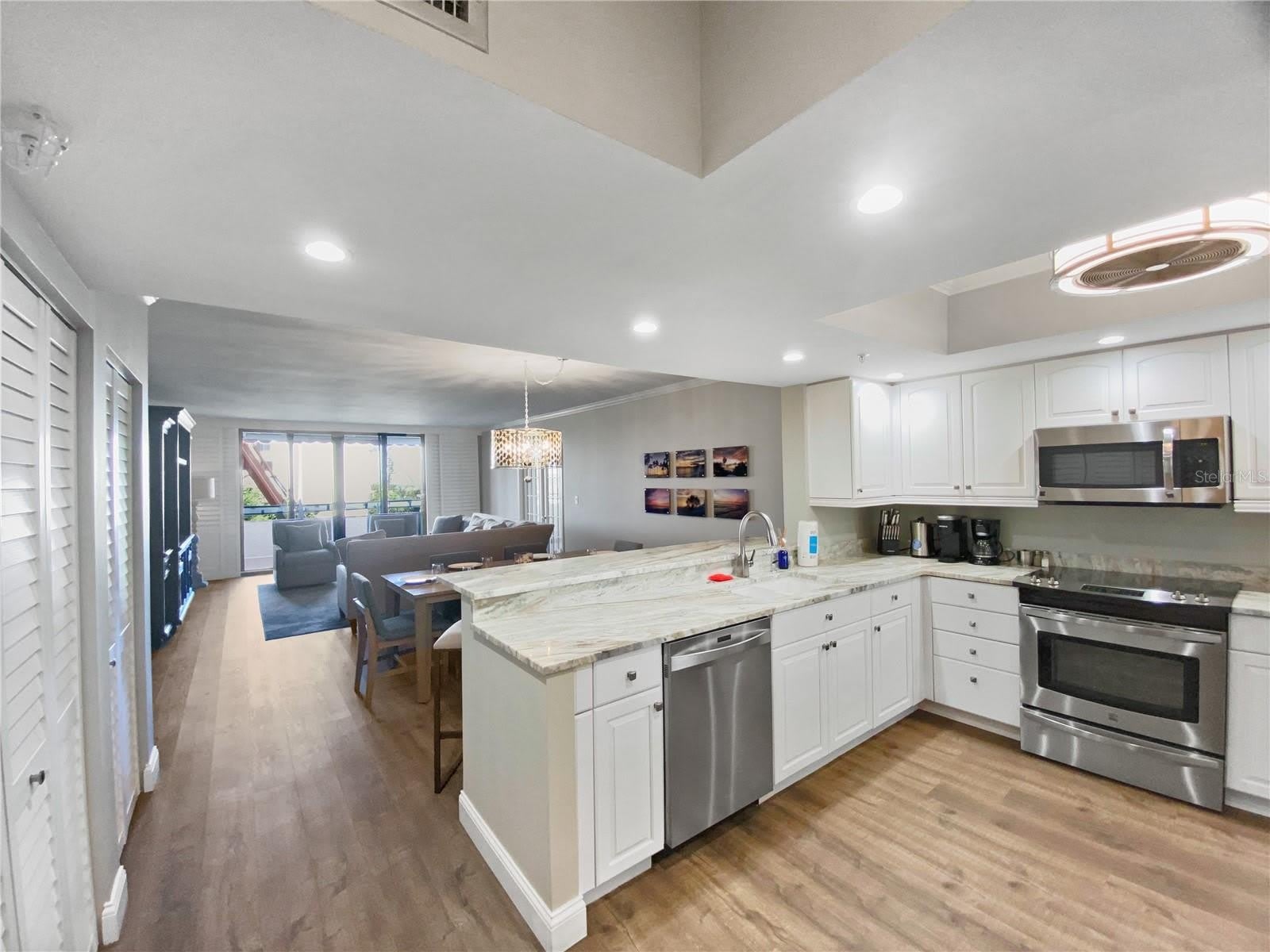 1445 GULF OF MEXICO Drive – photo 1