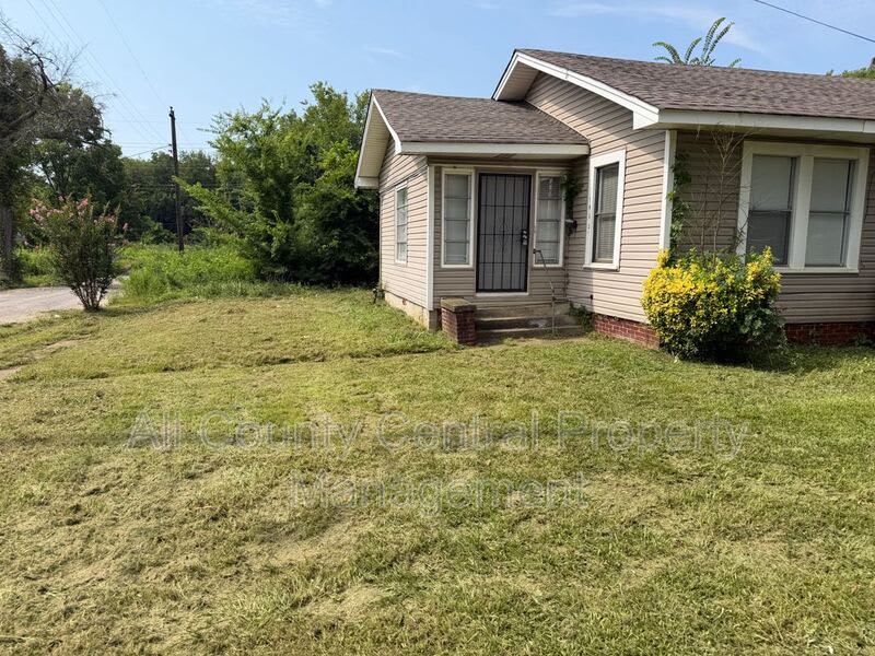 1400 Gulfport st – photo 2
