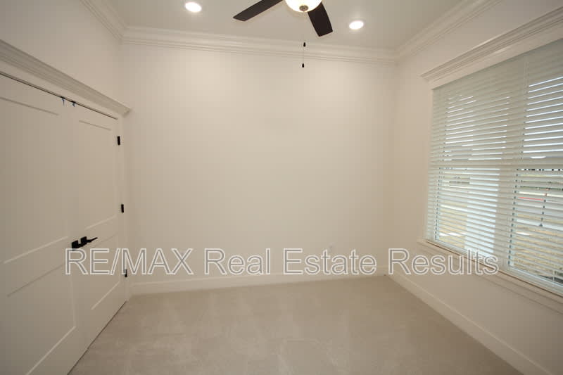 1900 W Saddlebrook Ln – photo 5