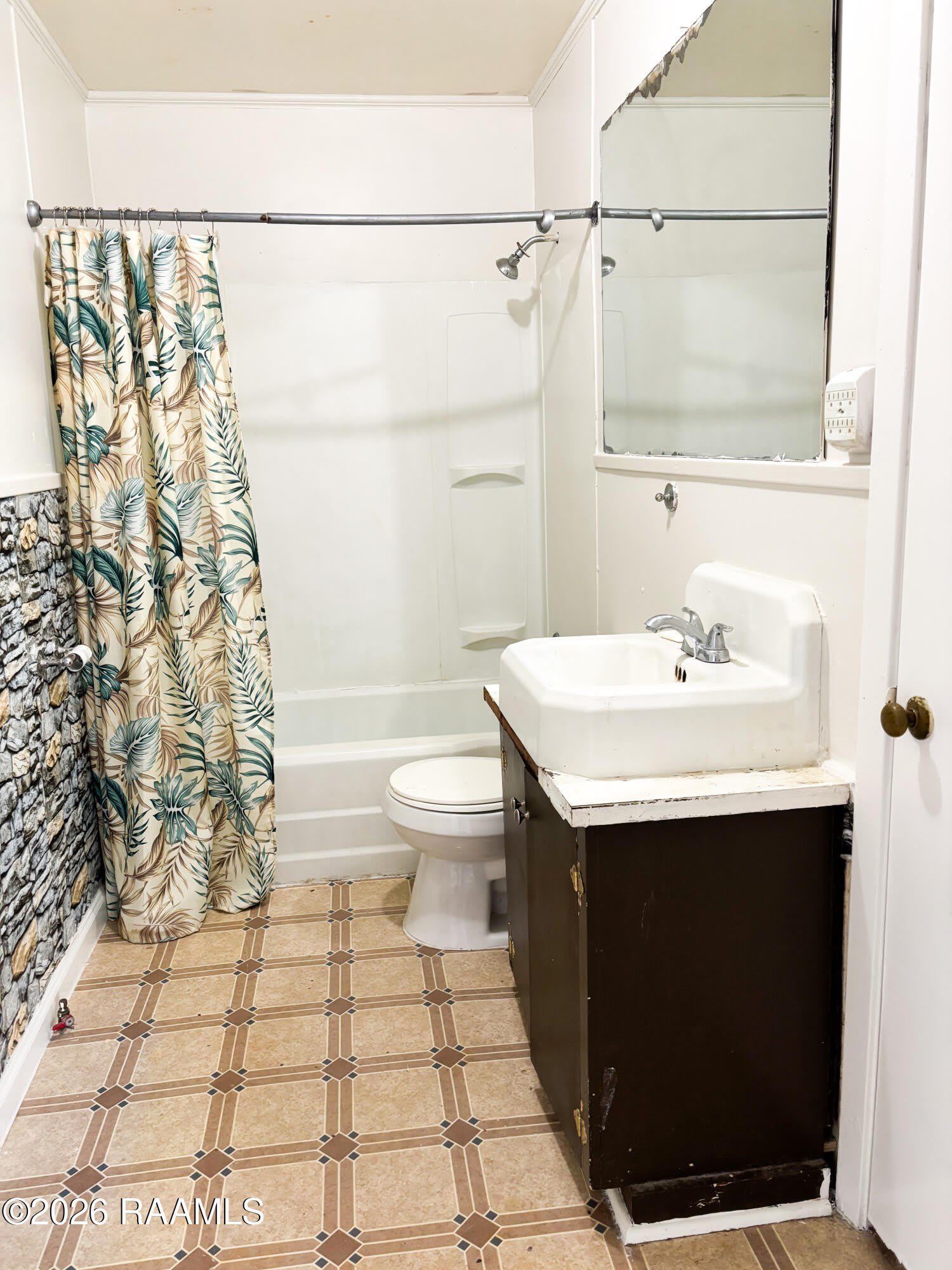 1213 Scott Street – photo 5