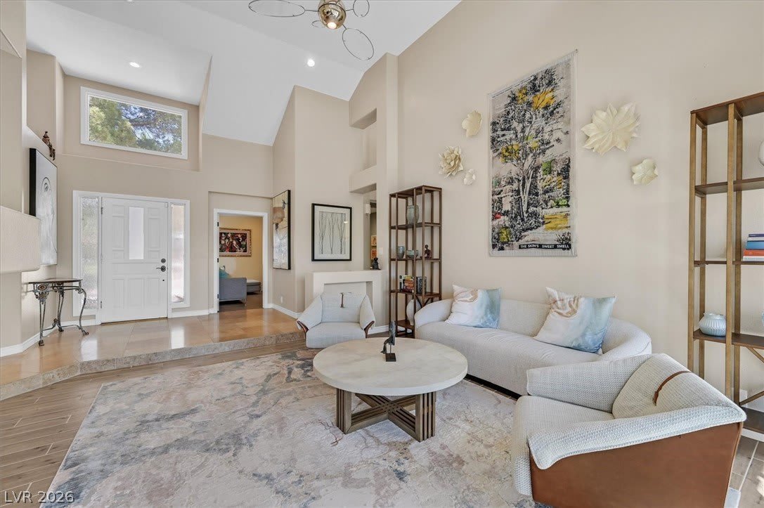 8161 Round Hills Circle – photo 5