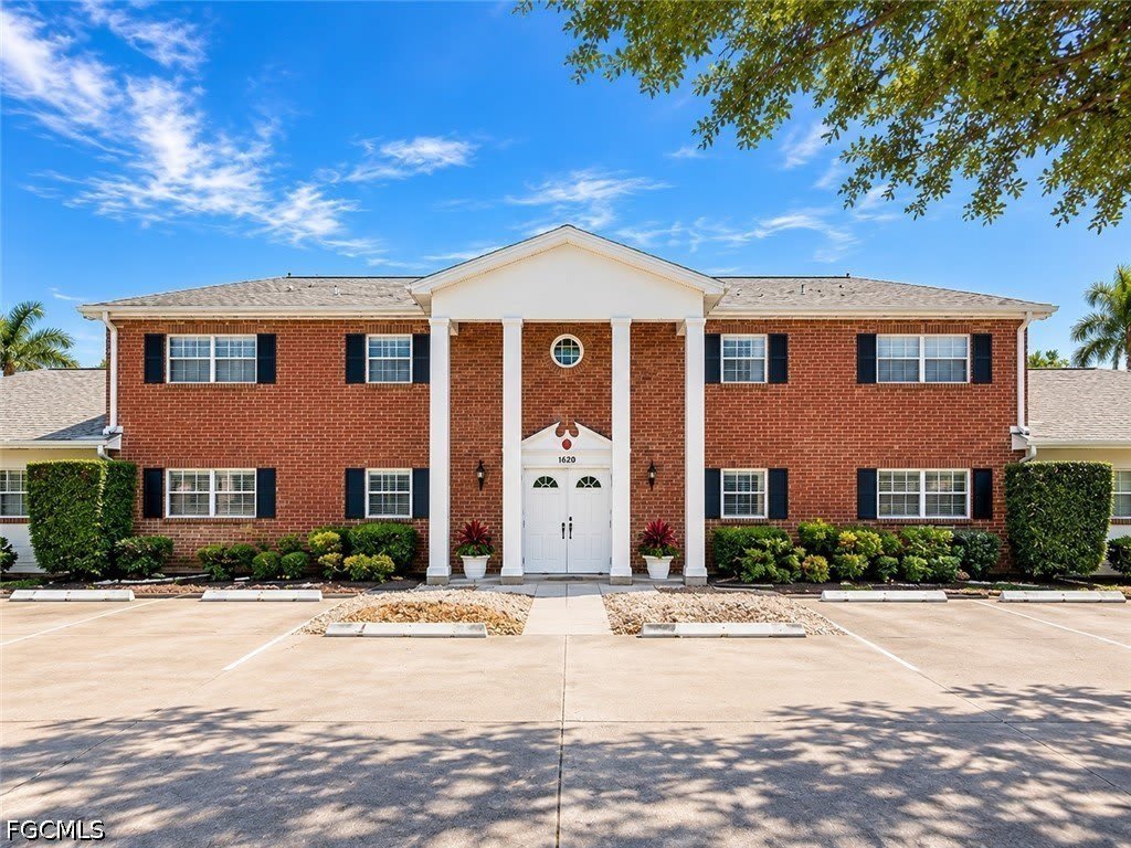 1356 Myerlee Country Club Boulevard – photo 1