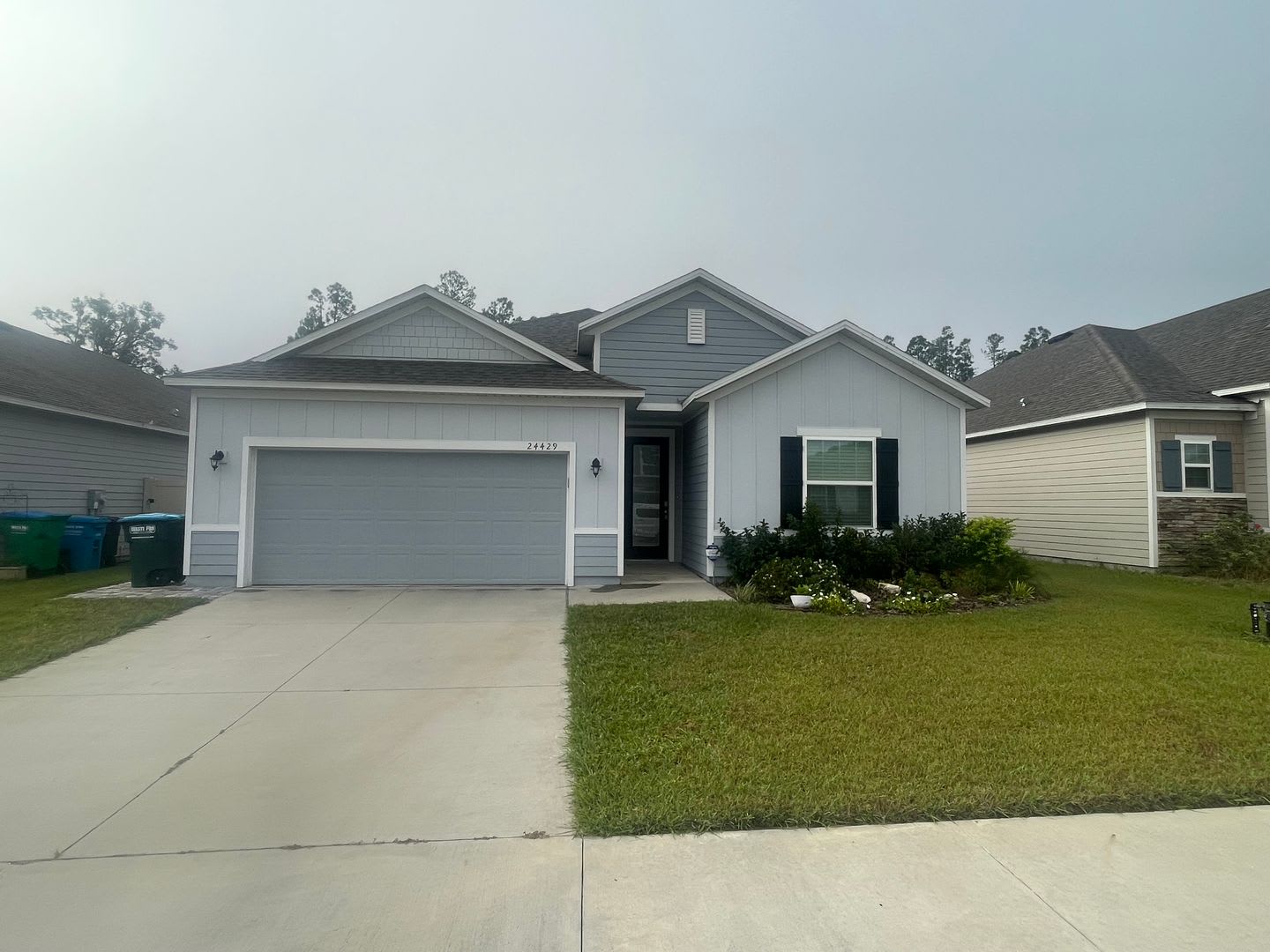 Beautiful 4 2 In Oak Park Newberry – photo 2