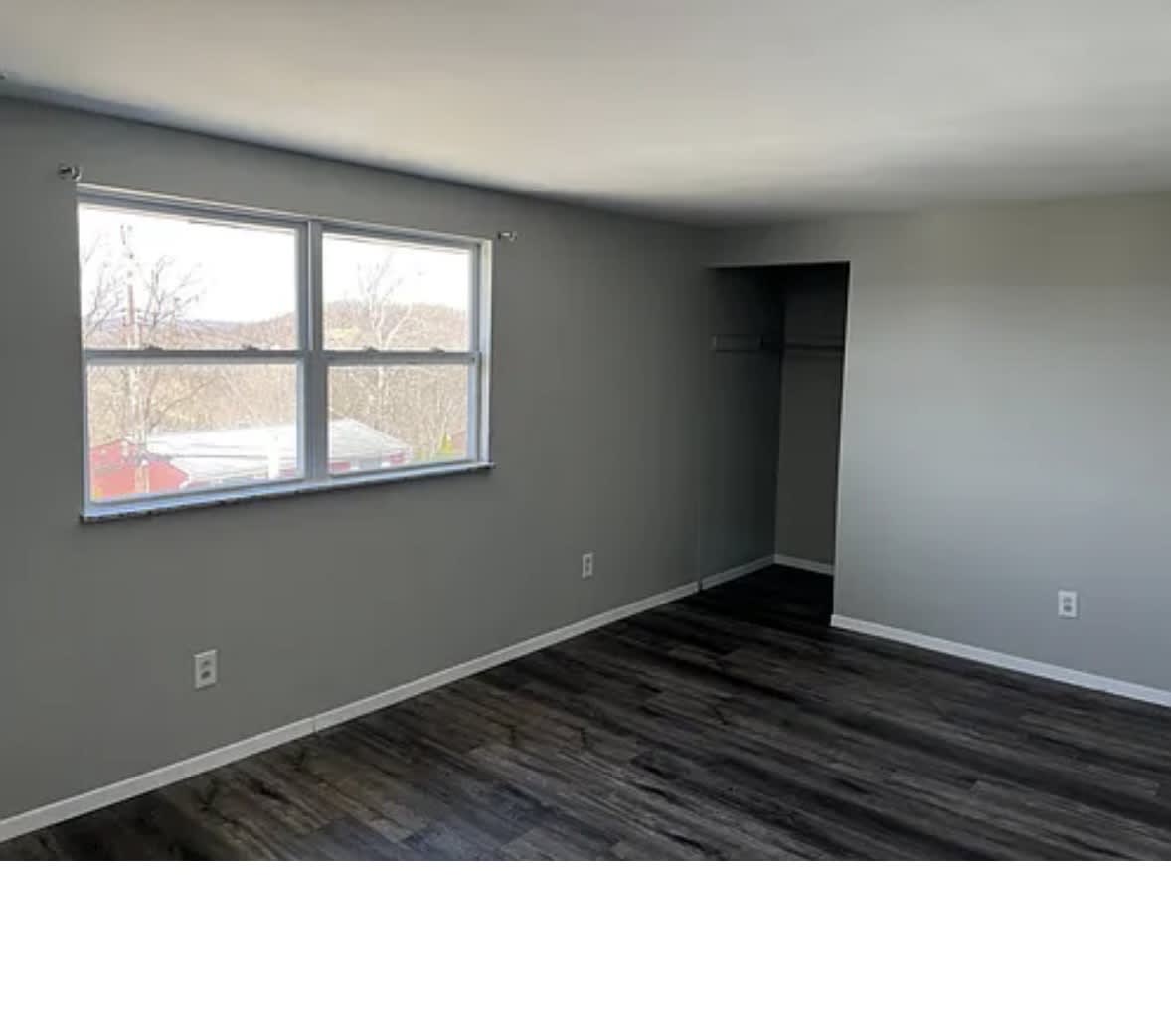 4272 Sample Court – photo 3