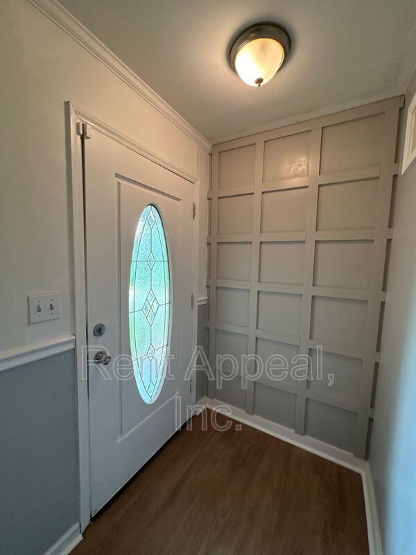 2811 Arrowood Dr – photo 2