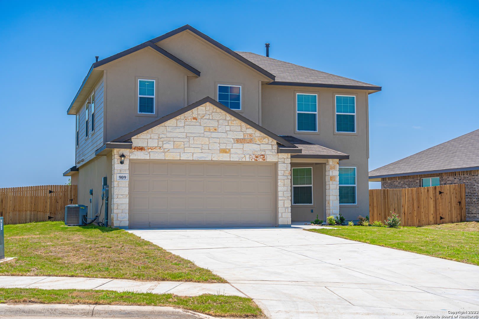 909 Rolling River – photo 2