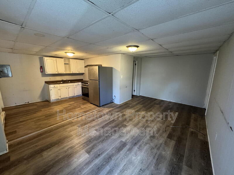 663 East Market Street – photo 3