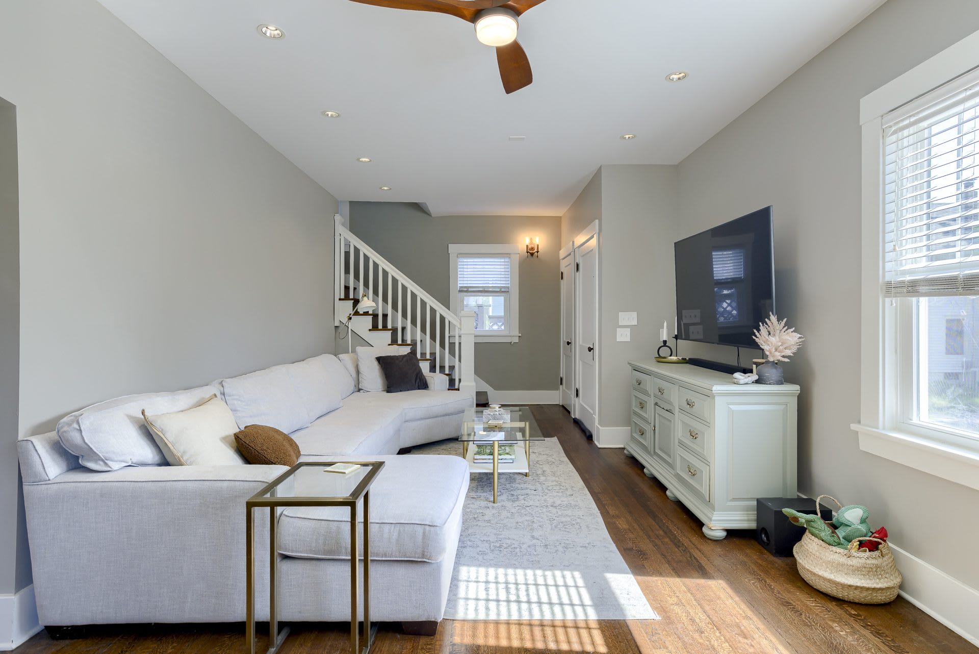 810 N 49th St – photo 5