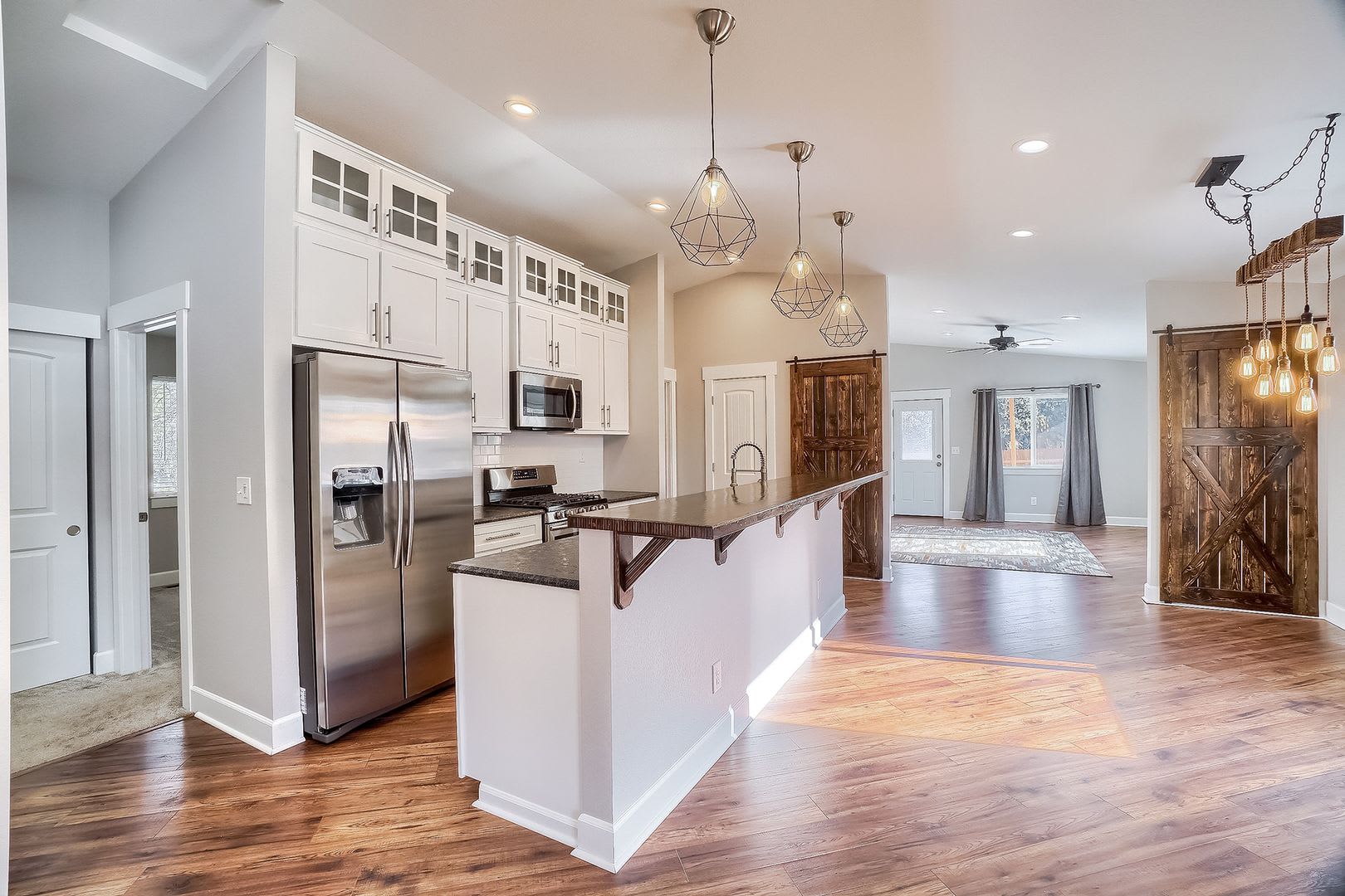 Modern Mountain Living in the Heart of Woodland Park 4BD & 2BA – photo 4