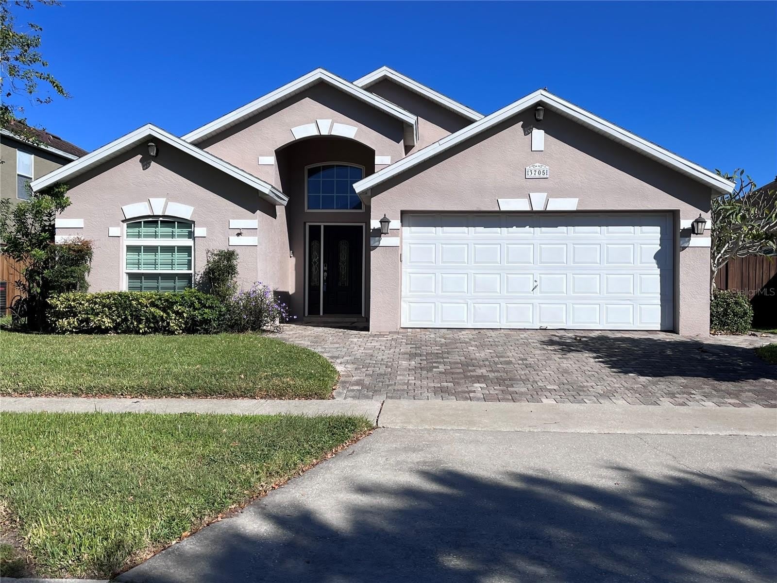 3705 SEMINOLE Drive – photo 1