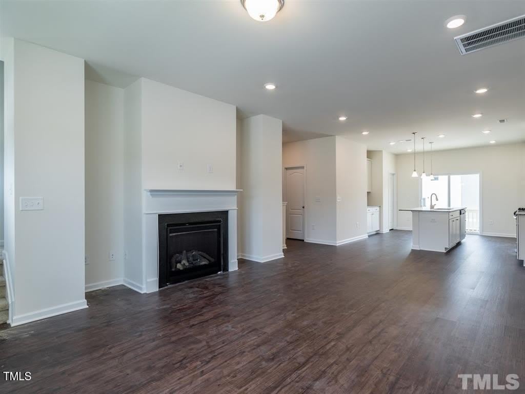 4035 Mahal Avenue – photo 5