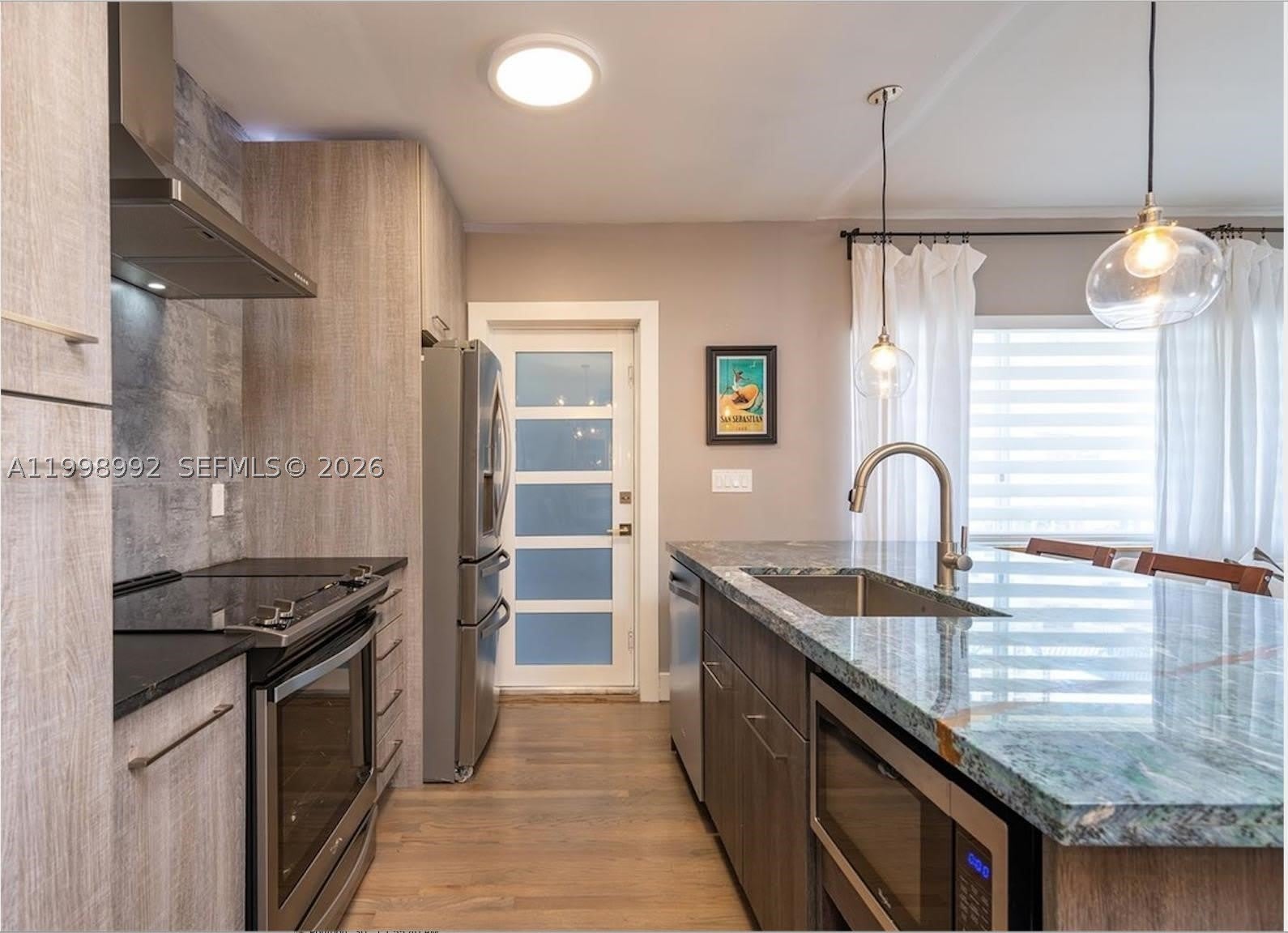 3721 NE 170th St – photo 4