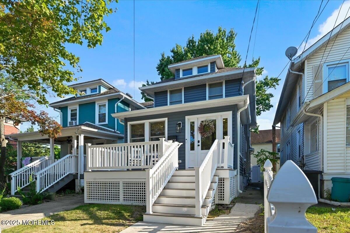 1102 2nd Avenue – photo 2