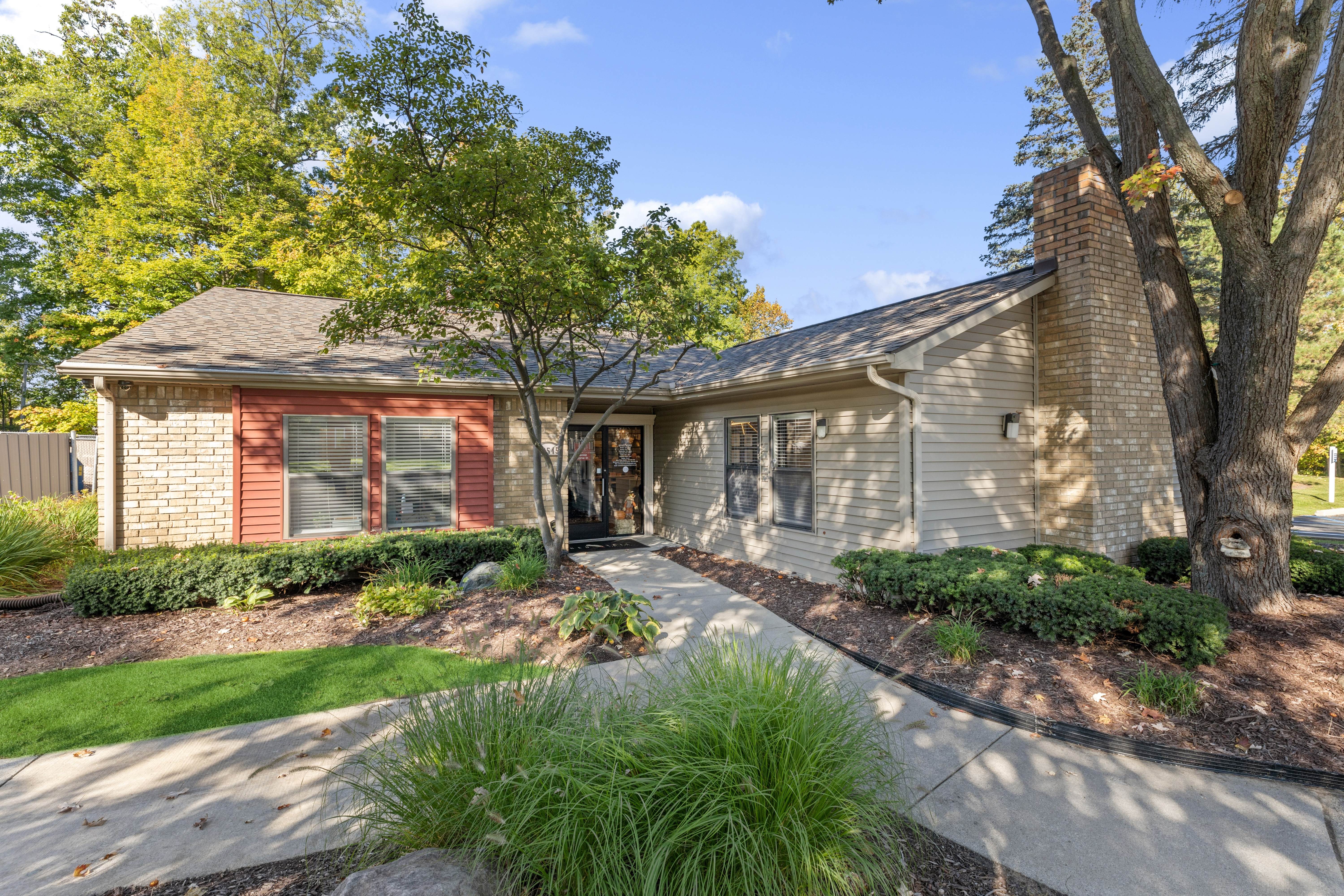 The Ascent at Farmington Hills – photo 4