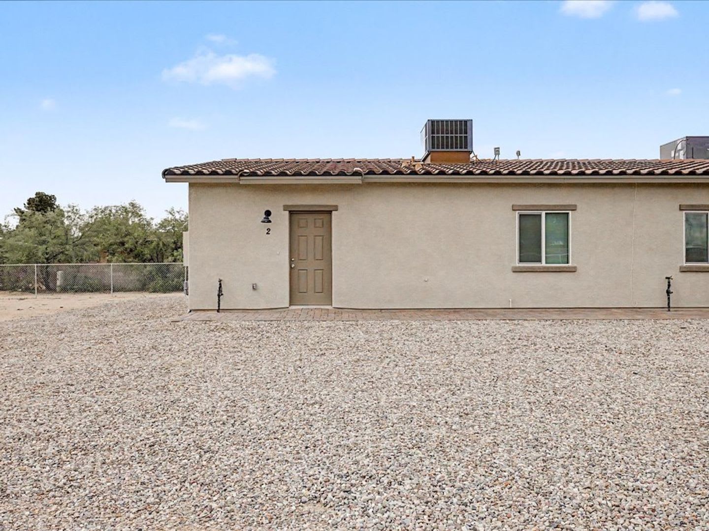 PRICE REDUCTION! $500 OFF FIRST FULL MONTH'S RENT! – photo 2