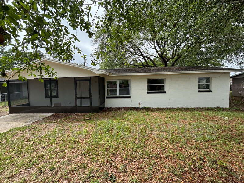 2436 Lilly Street – photo 3