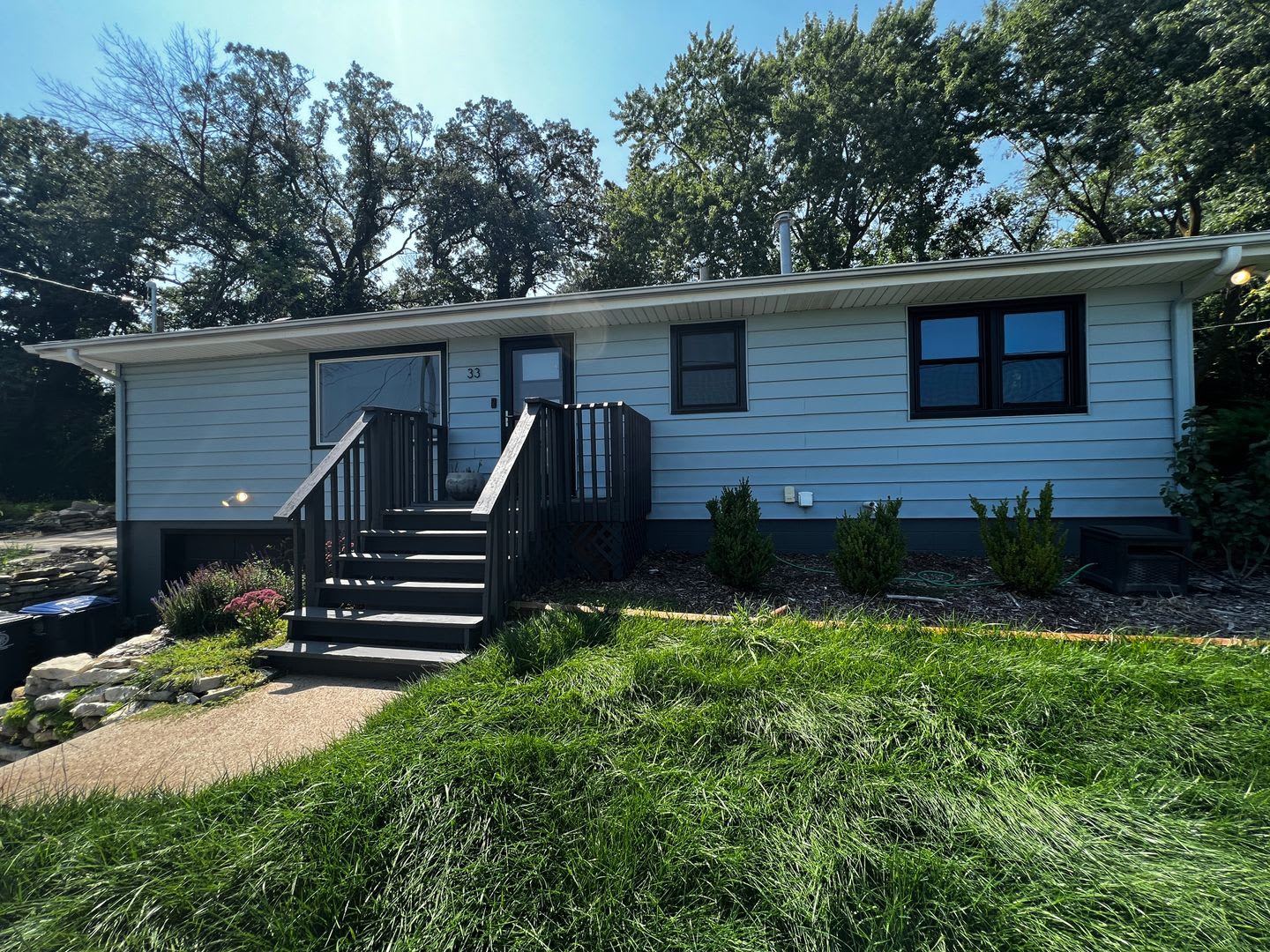 Updated 4 Bed 2 Bathroom House near East HyVee! – photo 2