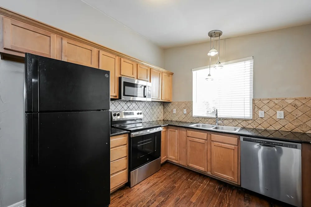 1771 S Genoa Way – photo 4