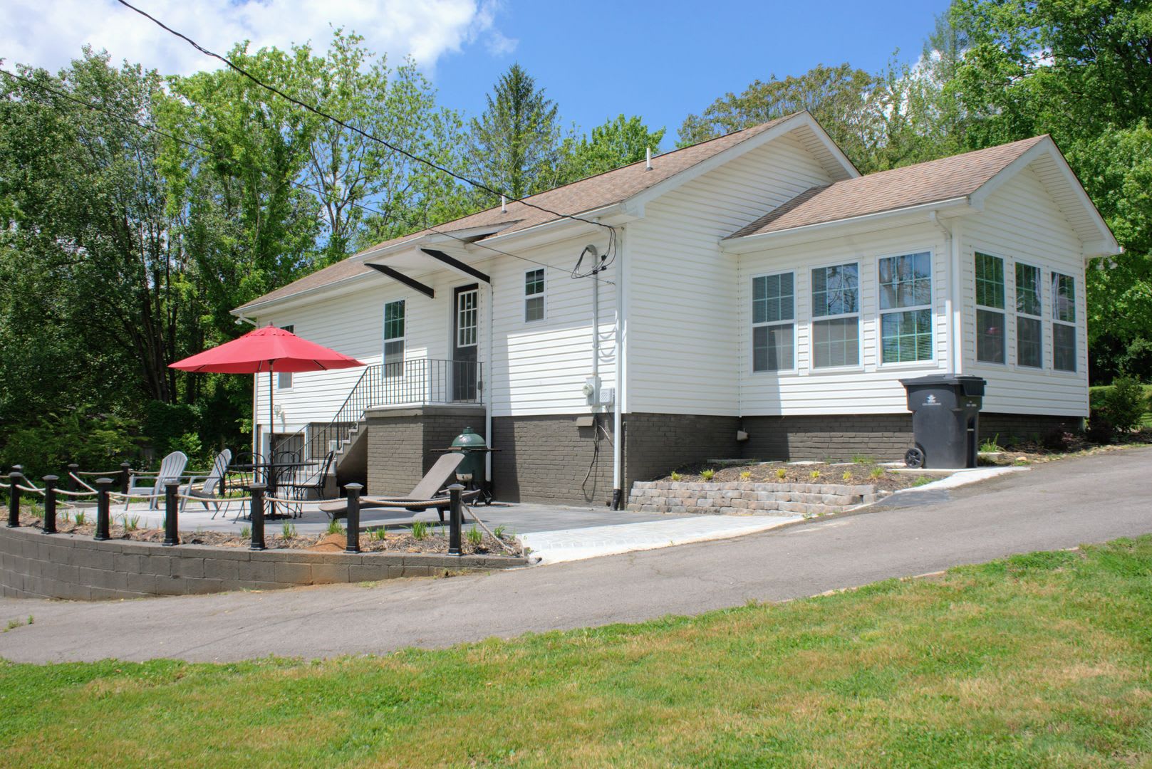 Knoxville 37914 Fully Furnished 3 Bedroom 2 Bath Home Short Term Lease Available – photo 4