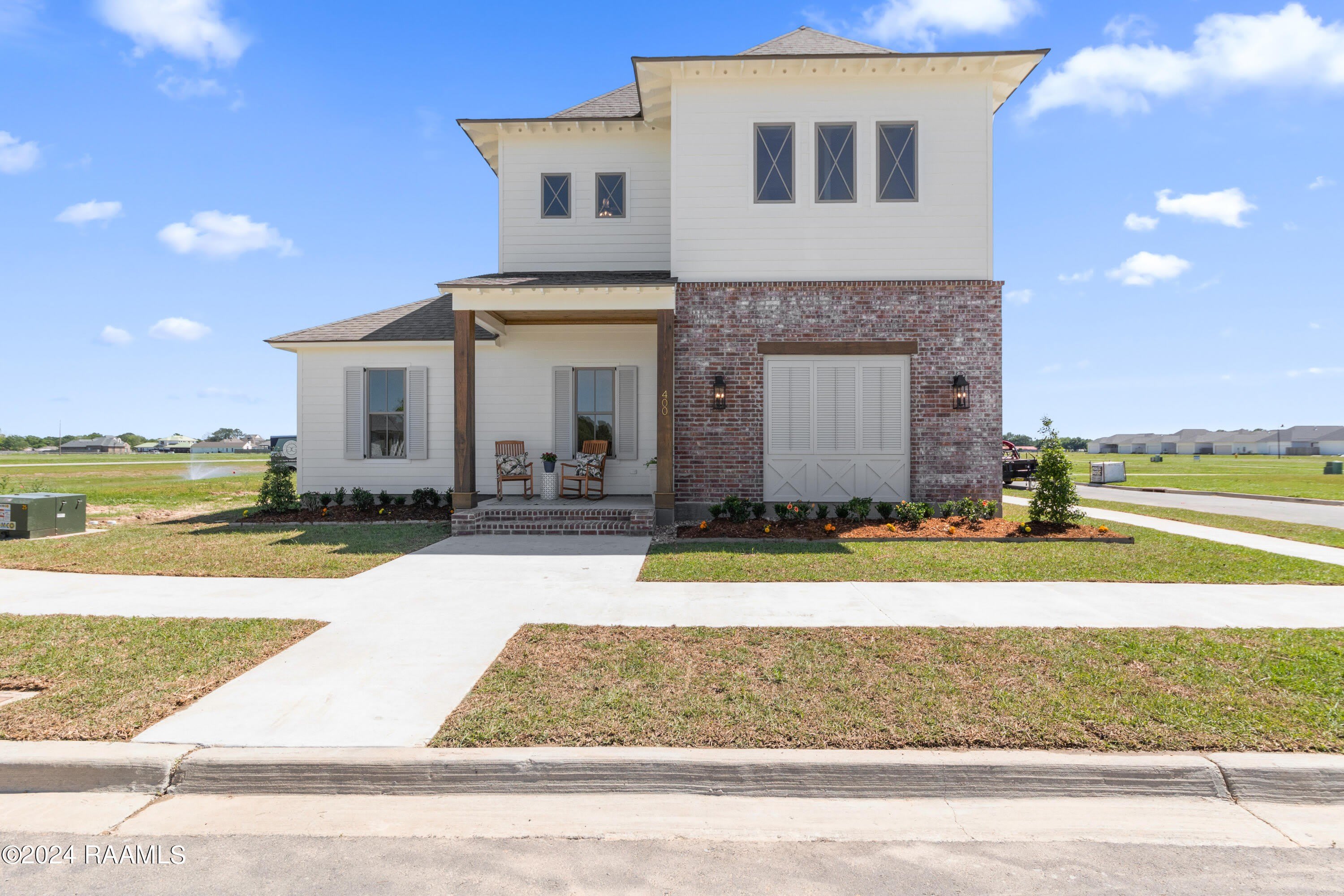400 Villager Avenue – photo 2