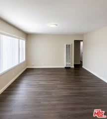 1512 West 103rd Street – photo 2