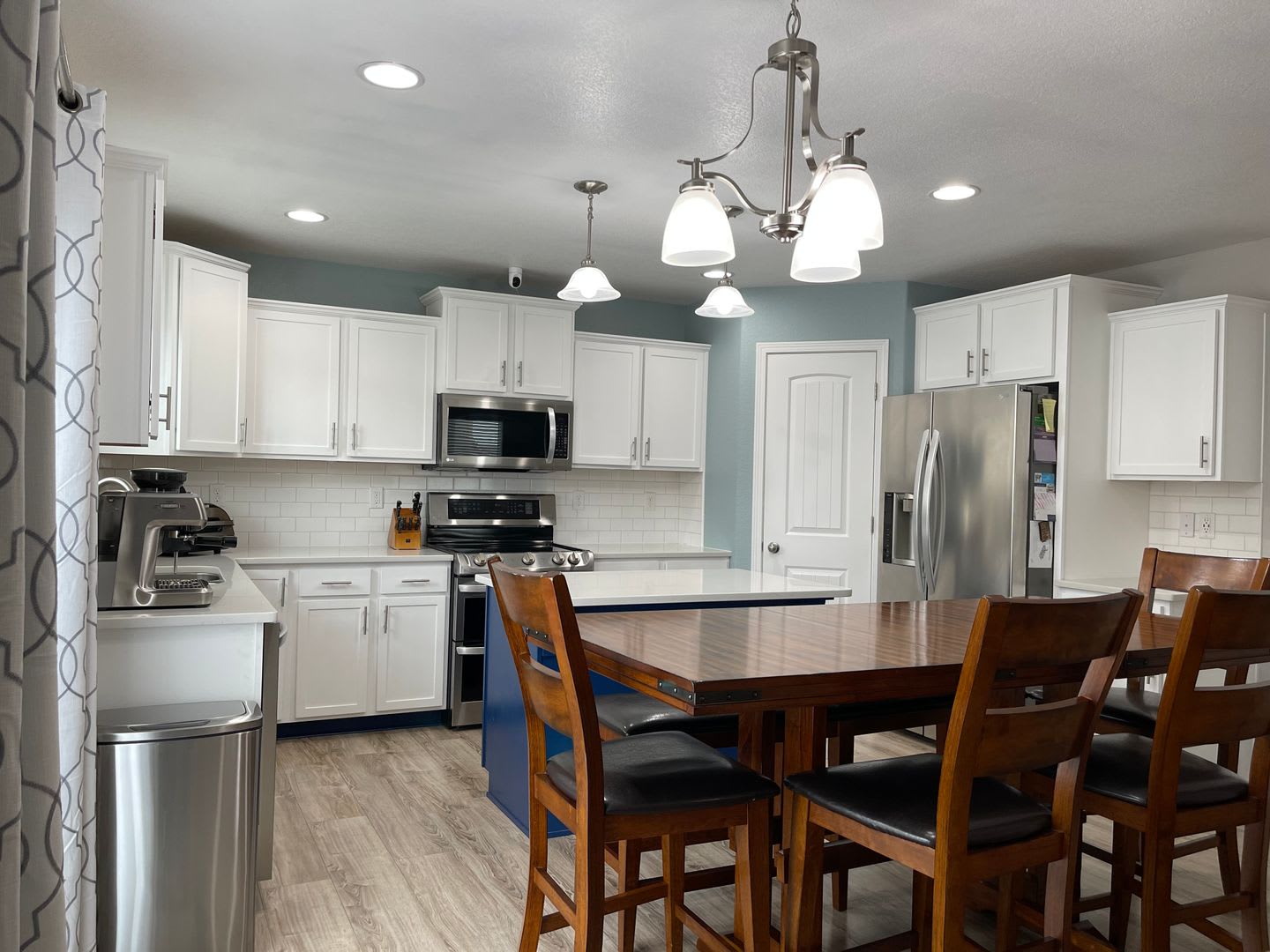 Beautiful 2 Story W Finished Basement In Dublin North – photo 2