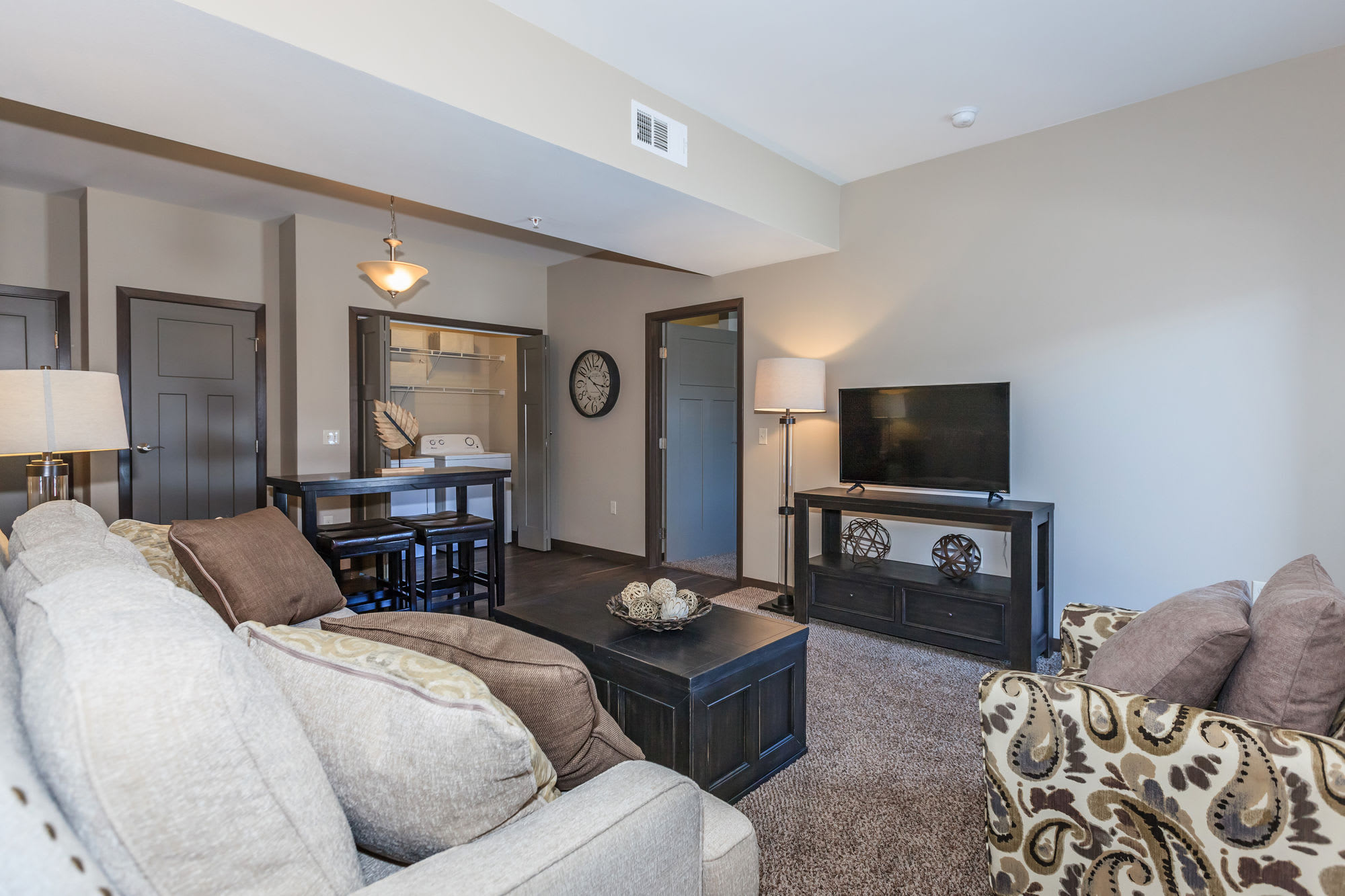 InterUrban Apartment Homes – photo 4
