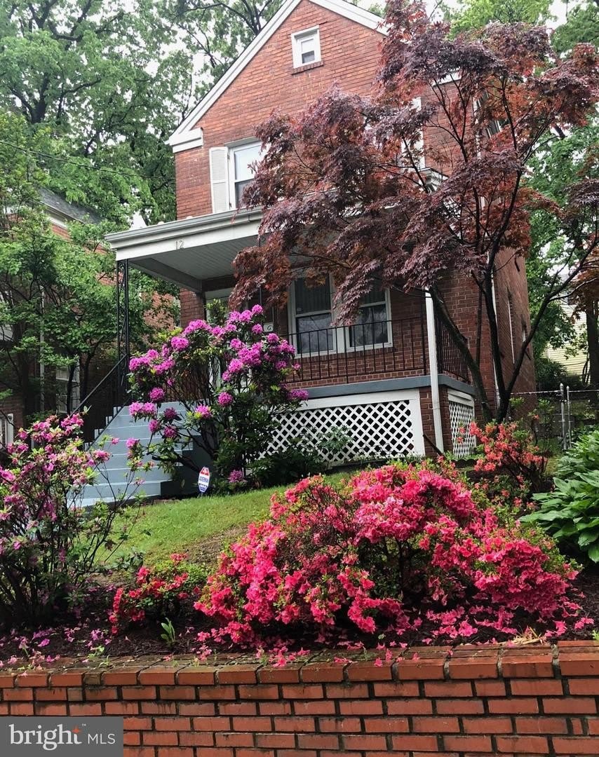 12 WALNUT ST NW – photo 1