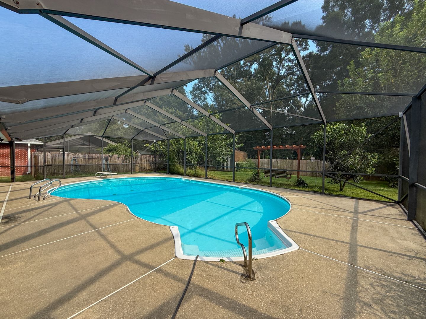 4 Bedroom 3 Bath House in Cantonment with a Pool & Solar Panels! – photo 2
