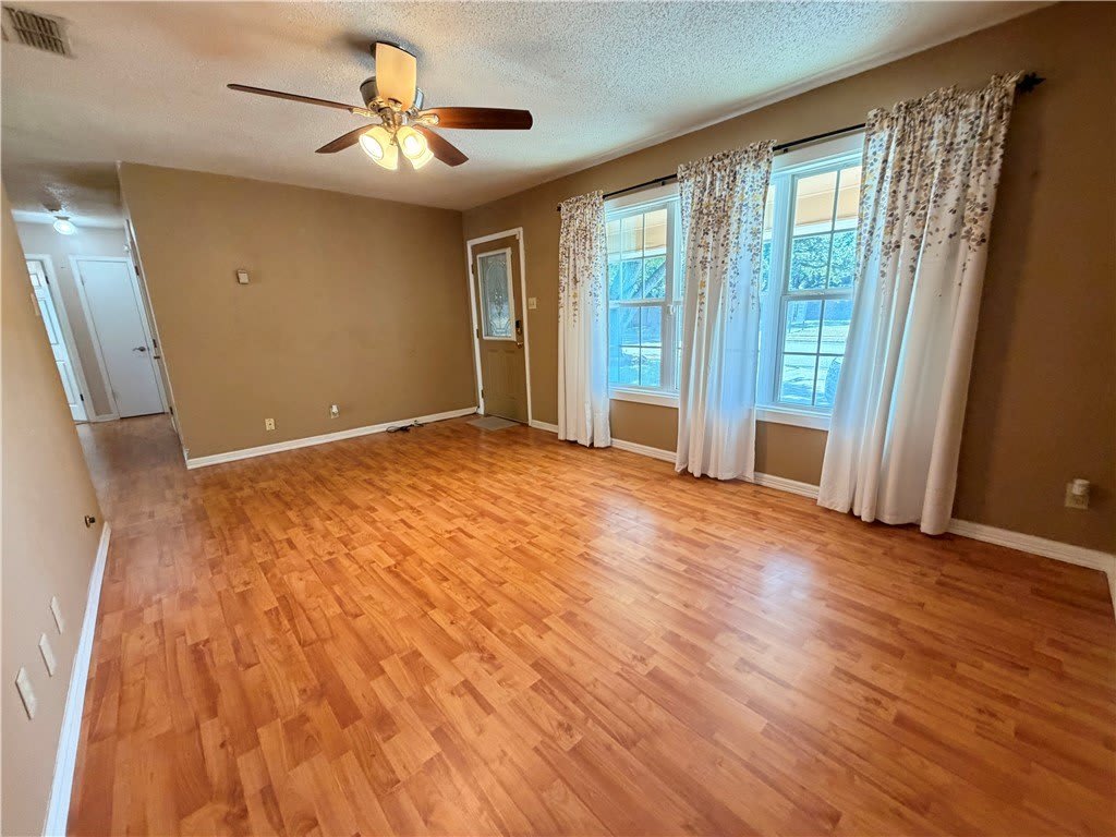 1708 Crosby Street – photo 4