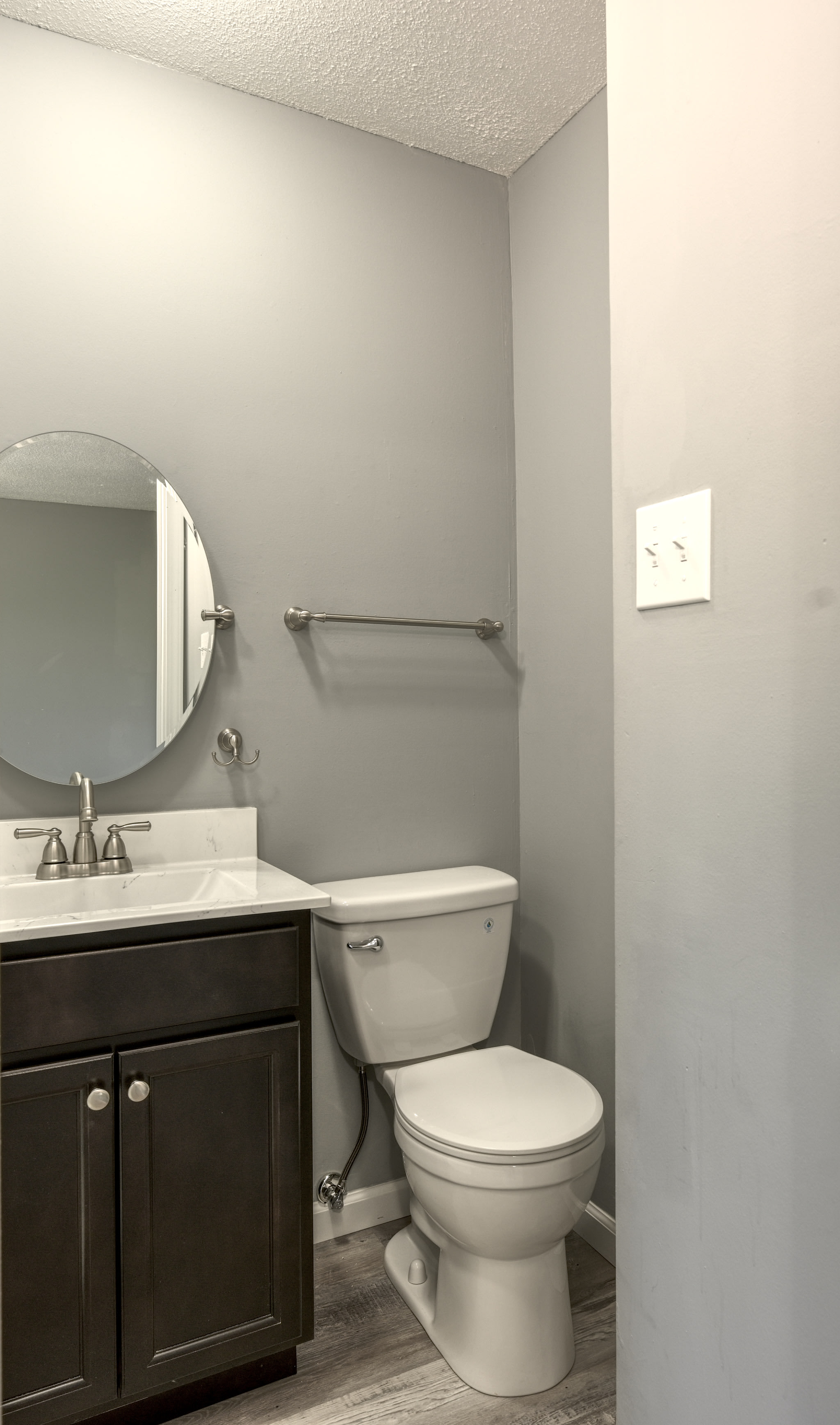 211 N Locust St – photo 3