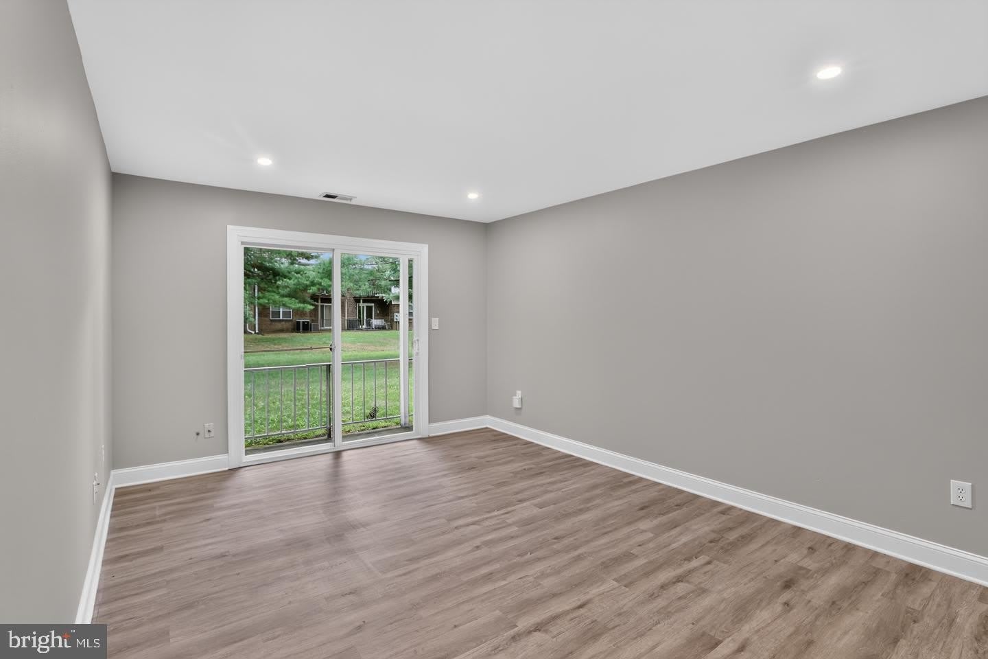 1807 Silver Court – photo 3