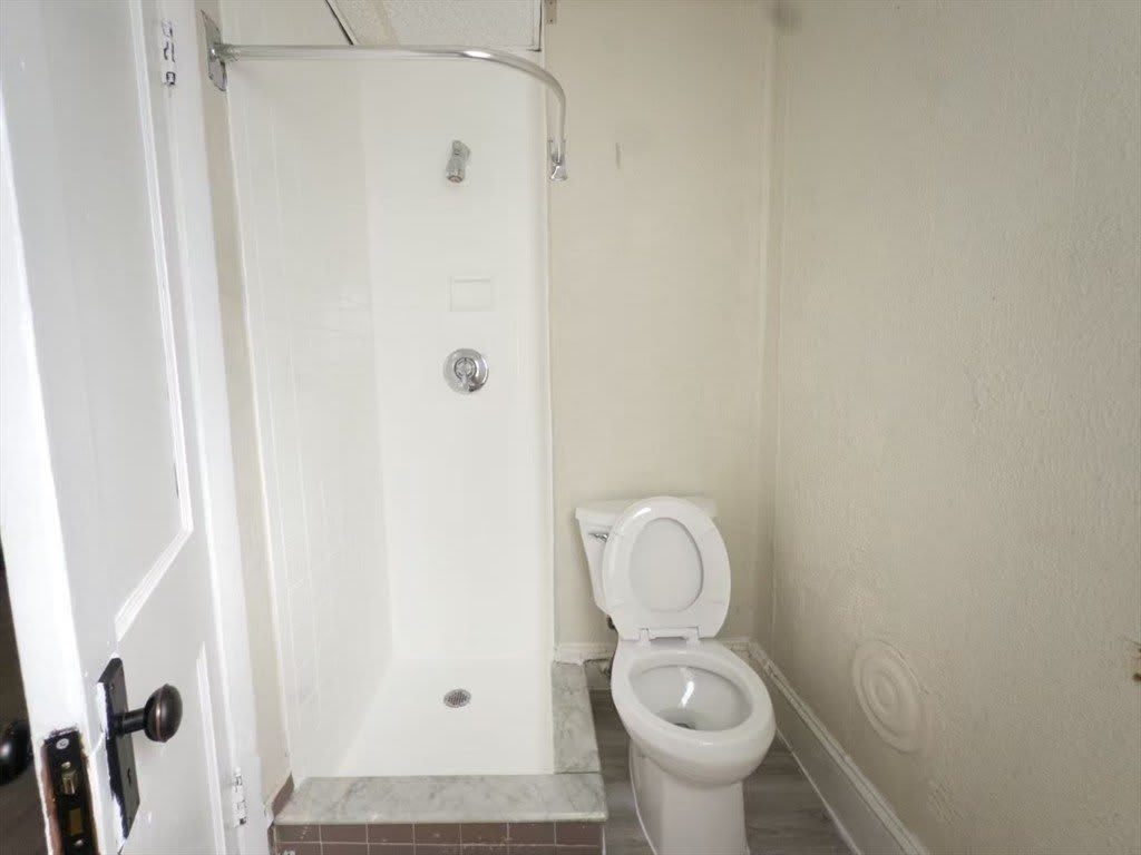25 Oakland Ave – photo 5