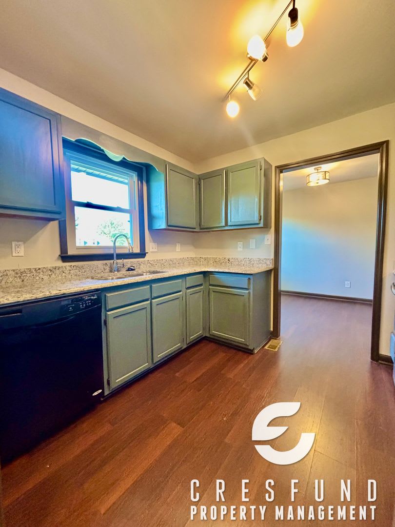 Charming 3 BR for Rent in Jack Britt School District – photo 4