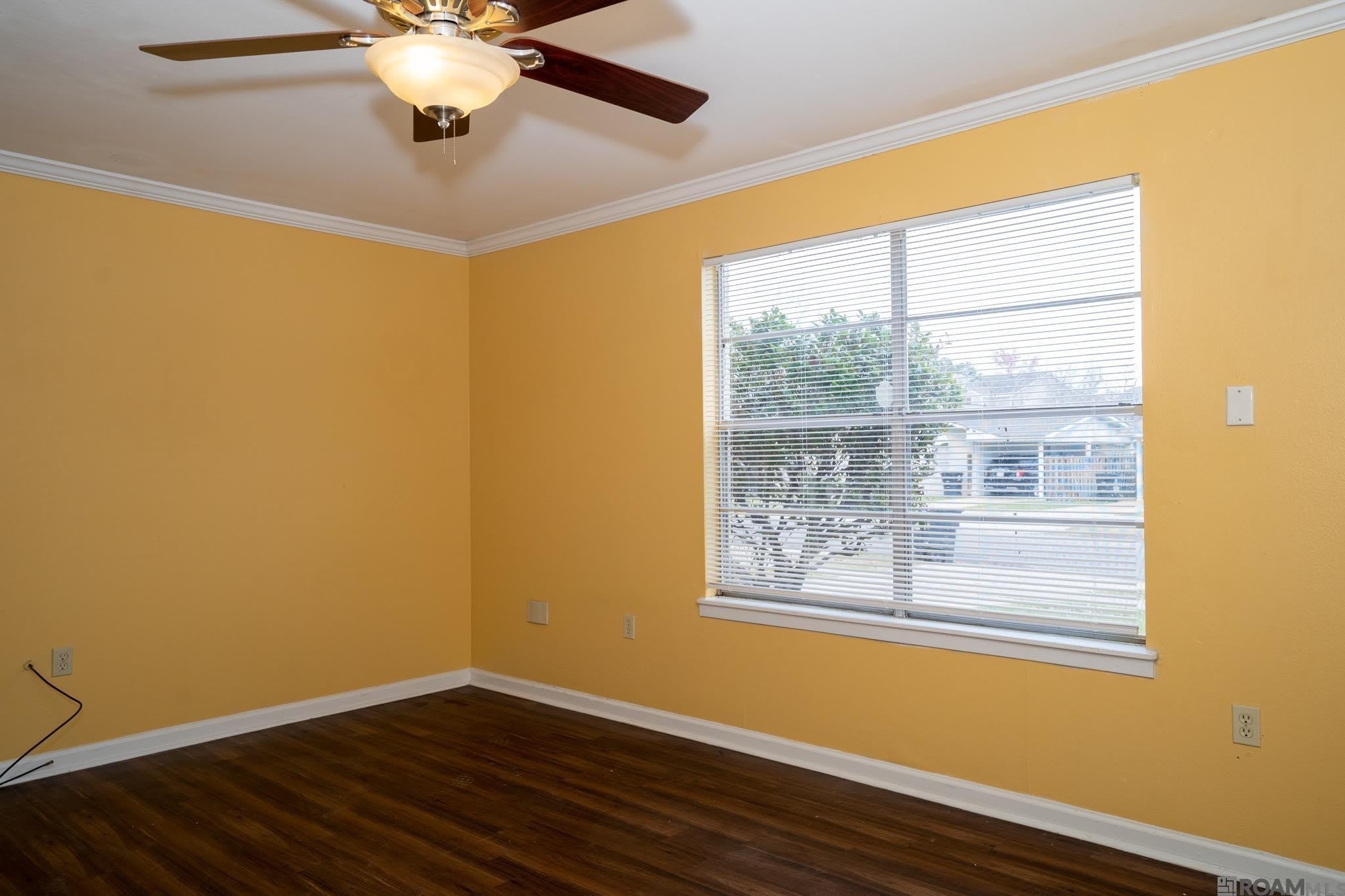 4630 Southpark Dr – photo 5