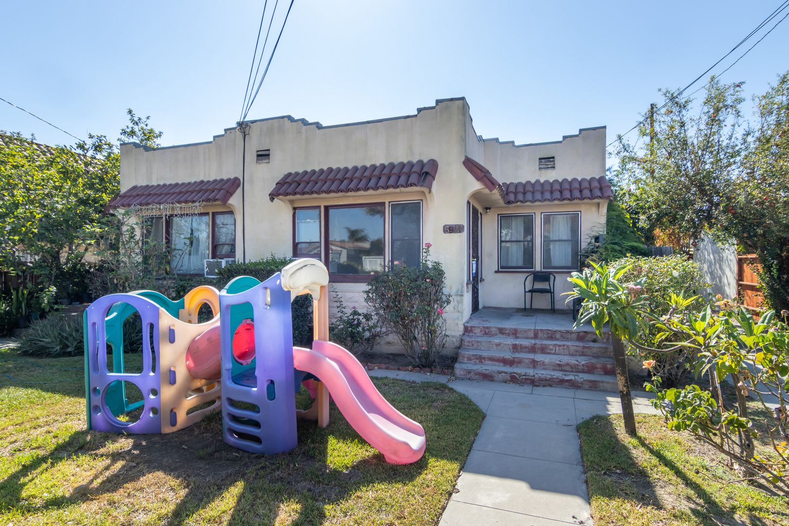 Spacious 1-Bedroom Apartment in Huntington Park – photo 2