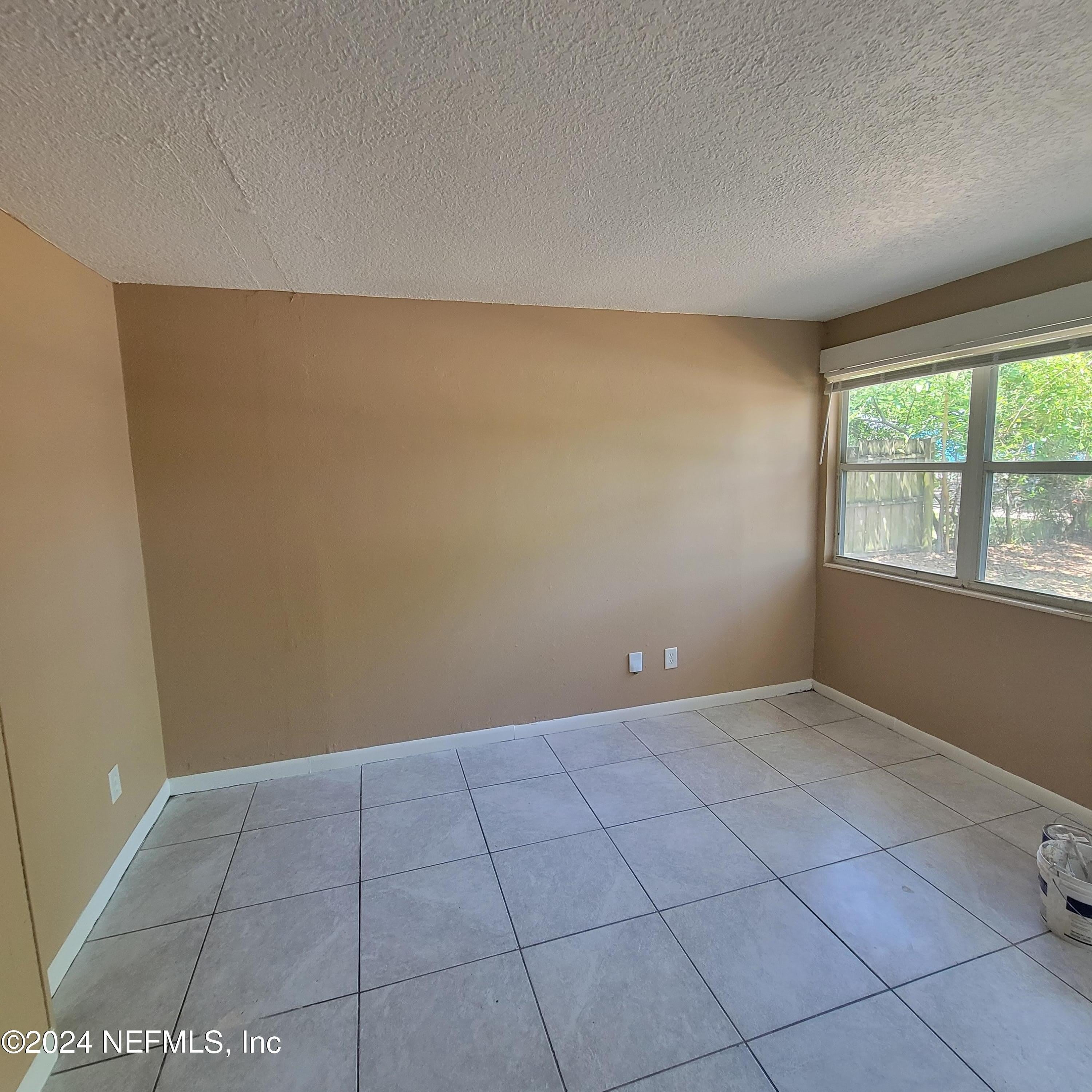 1648 E 16Th Street – photo 3
