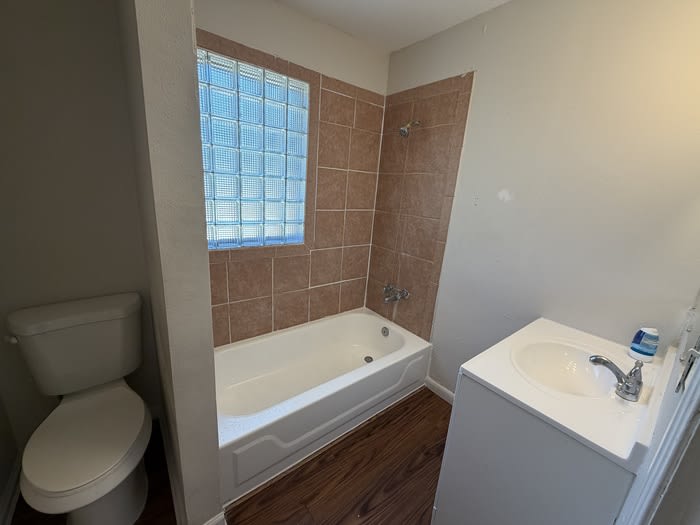 2703 Pembrook Drive – photo 4