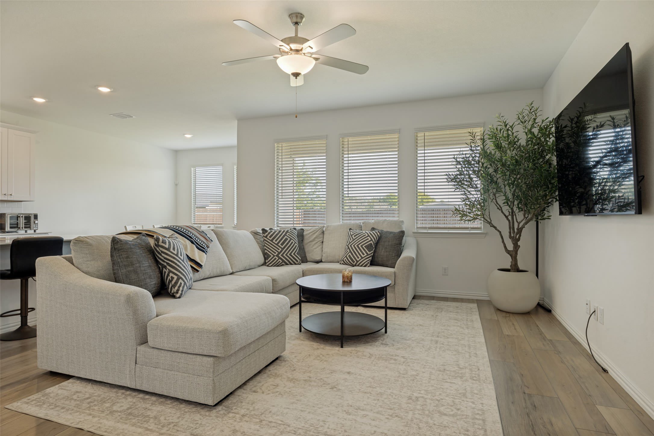 328 Ardsley Lane – photo 5