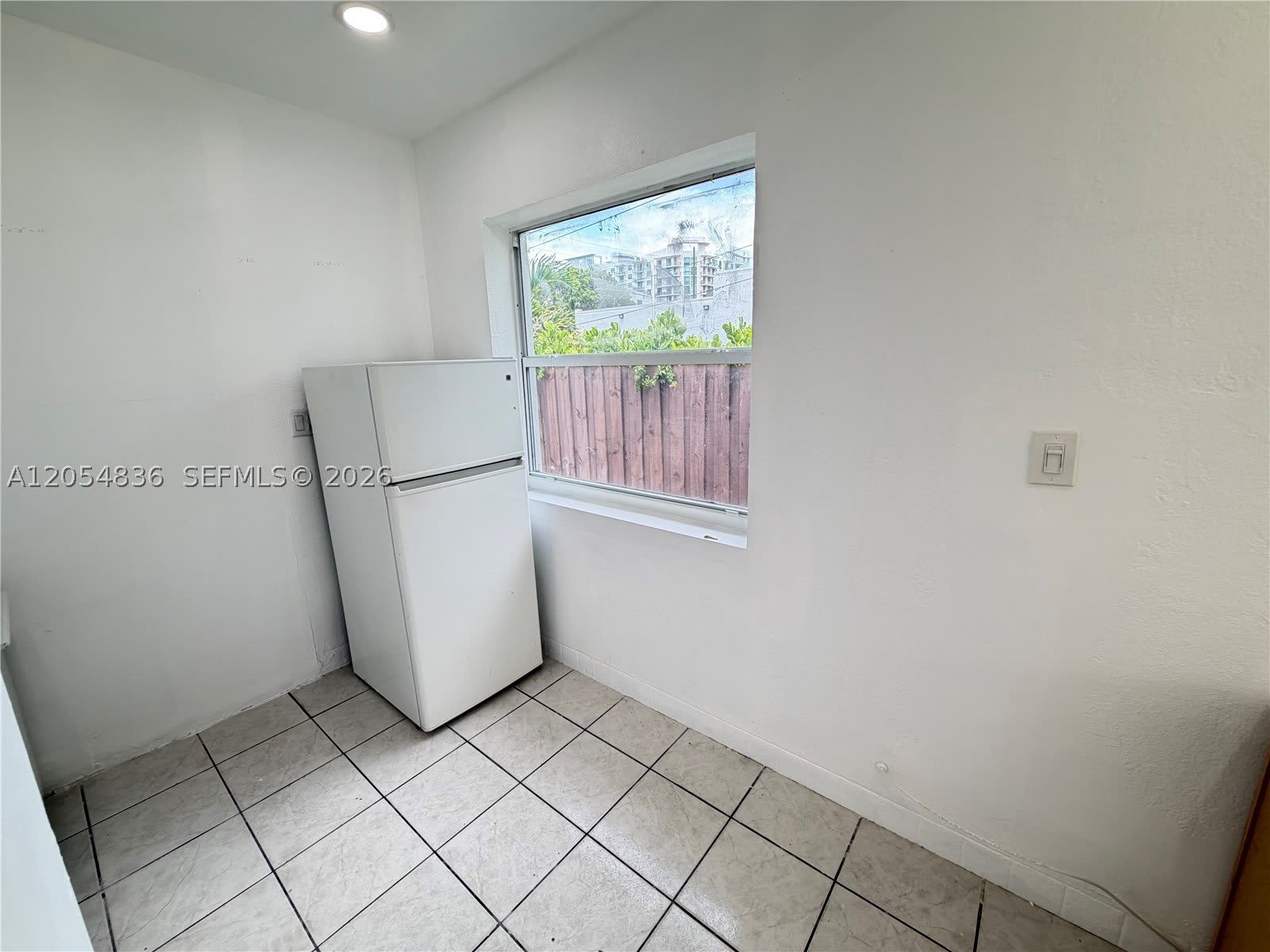 2041 S jackson st – photo 5