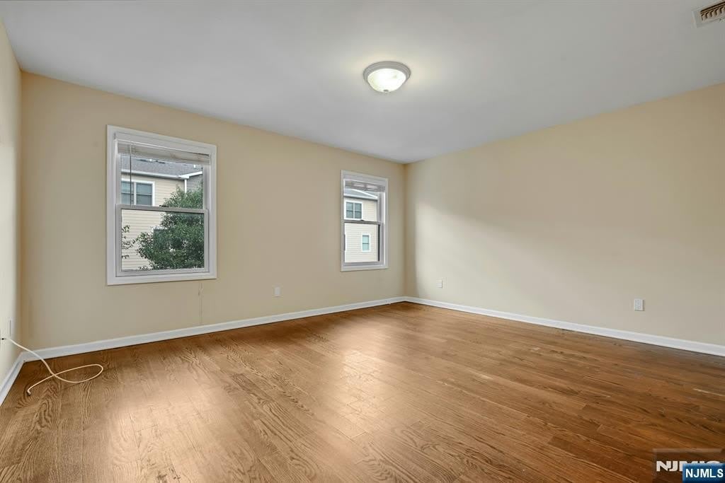 244 James Street – photo 4