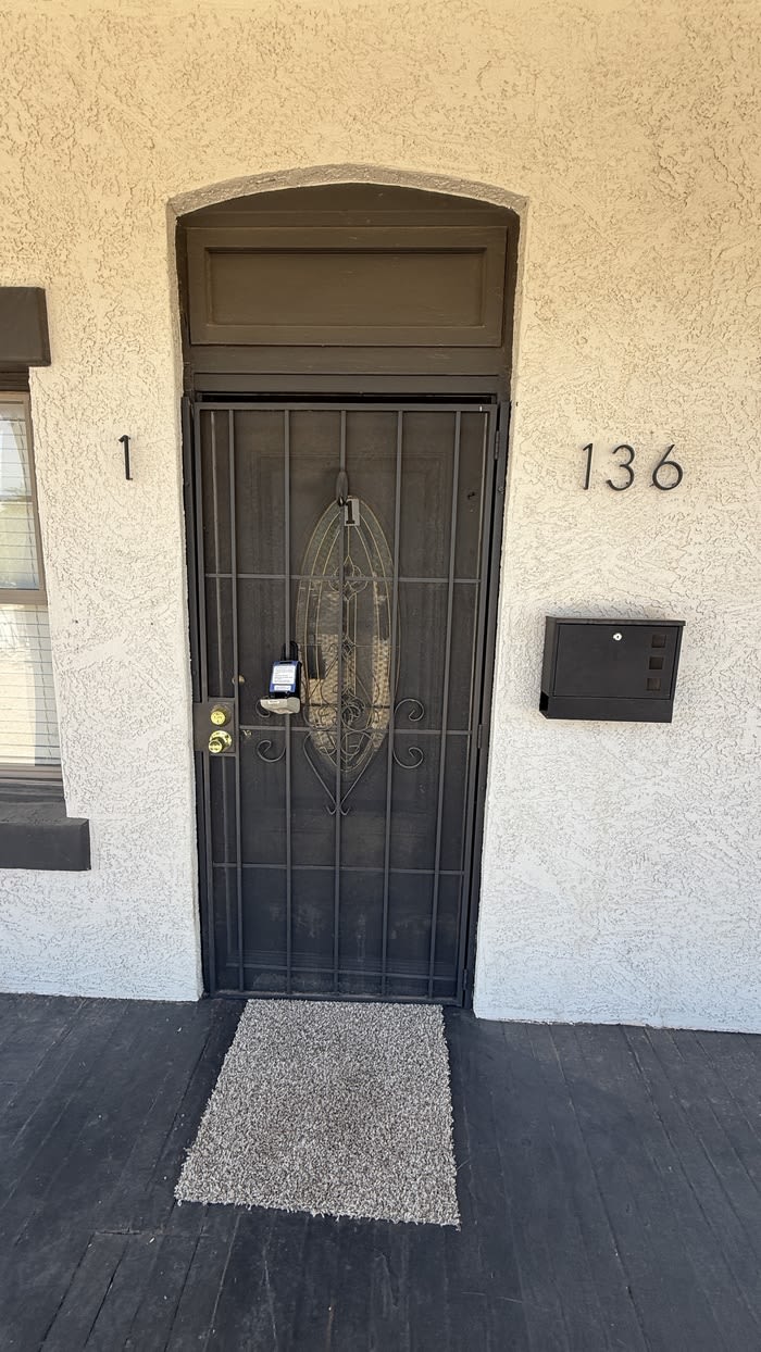 136 North 11Th Avenue – photo 3