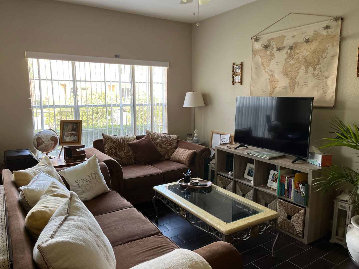 2 Bedroom 2 Bathroom Condo near Millenia – photo 2