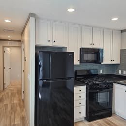 2330 Dogwood St – photo 2