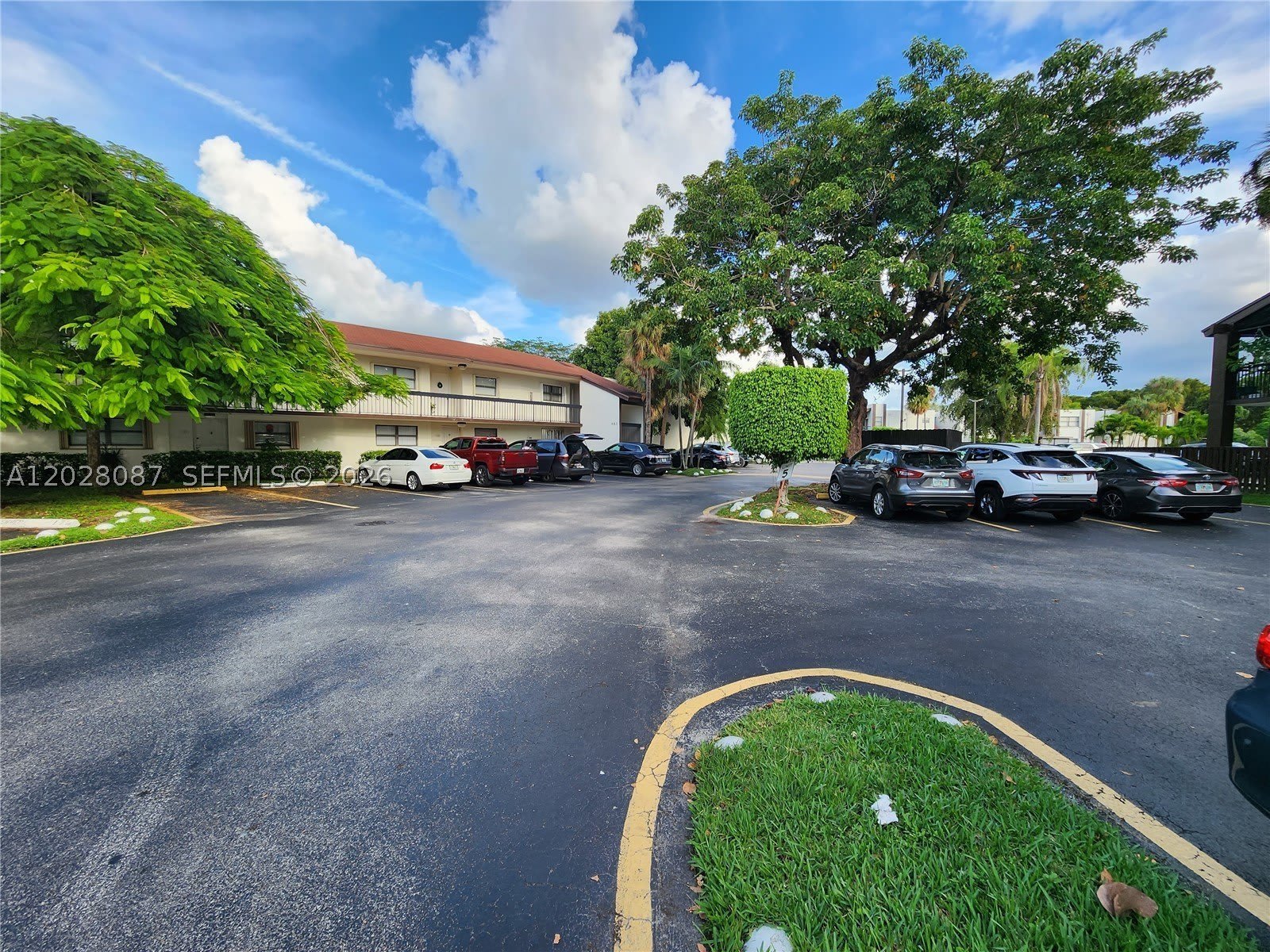 461 NW 107 Ave – photo 3