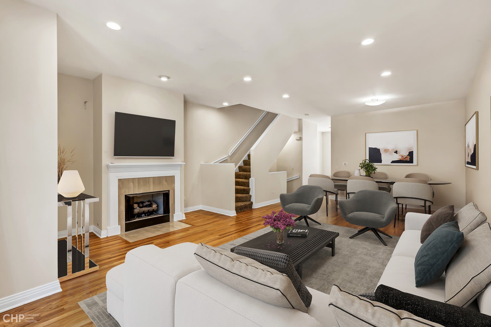 530 N Peoria Street – photo 5
