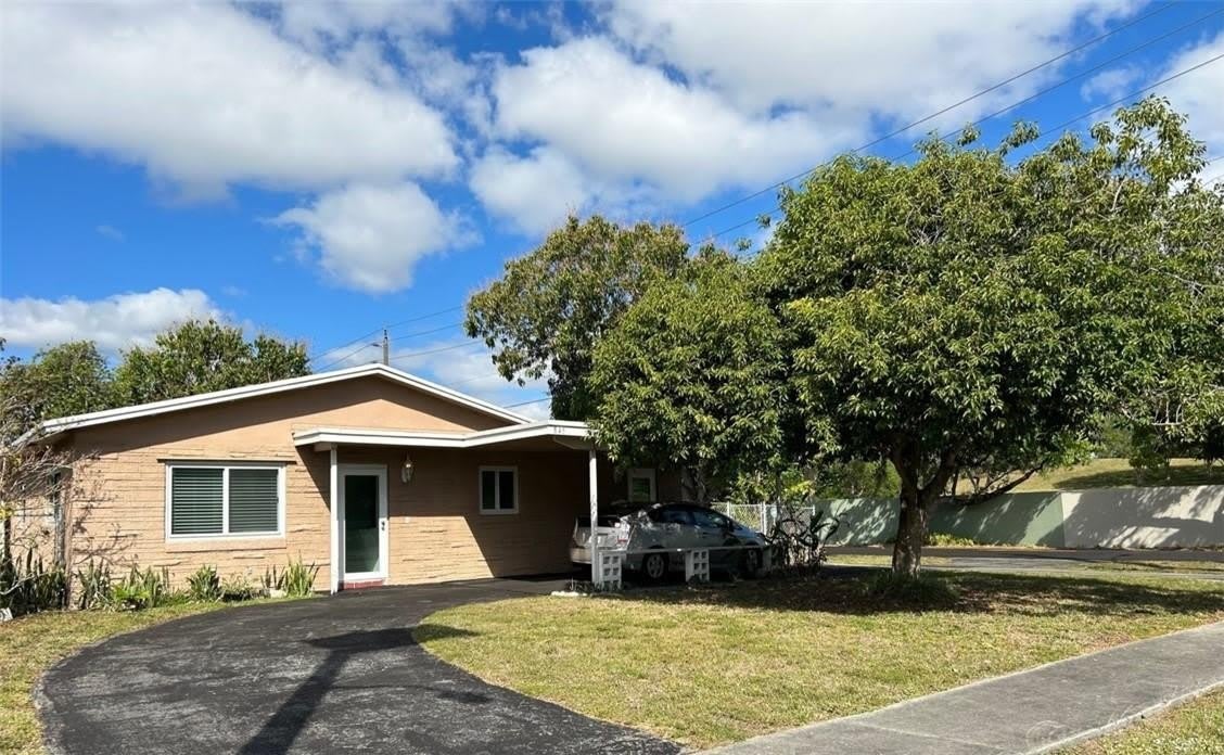 845 NW 10TH Avenue – photo 1