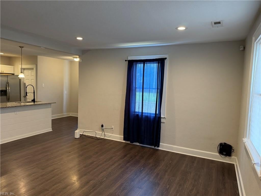 1700 Lansing Avenue – photo 5
