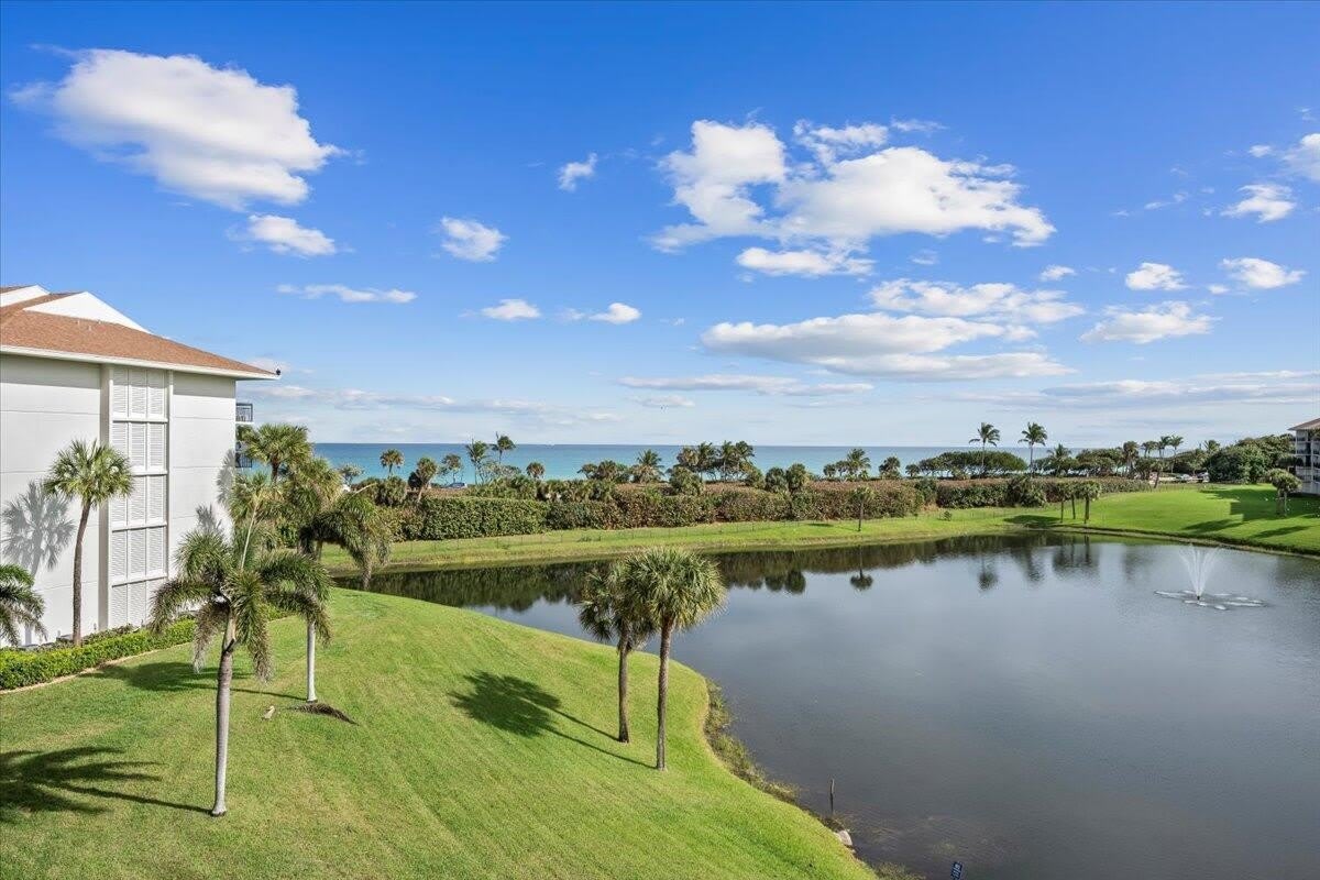 201 S Seas Drive – photo 1