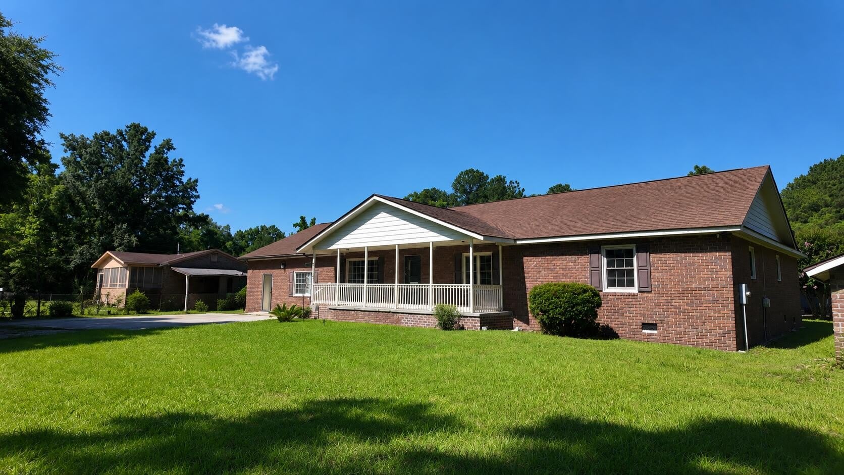 463 Old Moncks Corner – photo 1